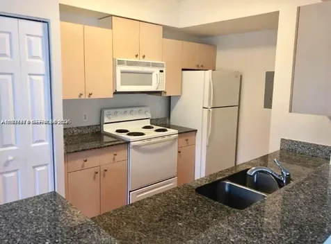 2493 Centergate Drive Miramar FL 33025