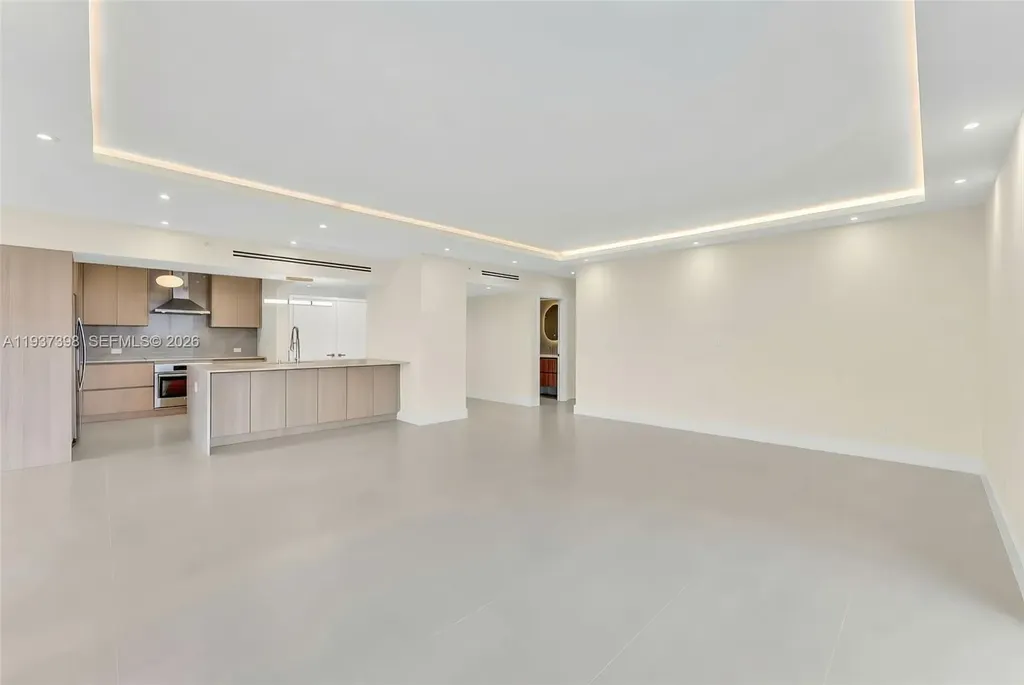 19355 Turnberry Way Aventura FL 33180