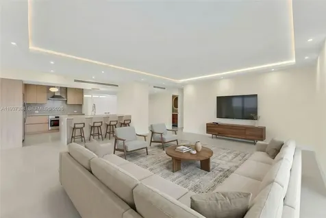 19355 Turnberry Way Aventura FL 33180