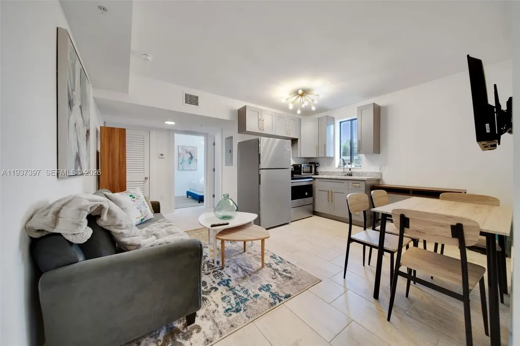 2162 SW 14th Terrace Miami FL 33145