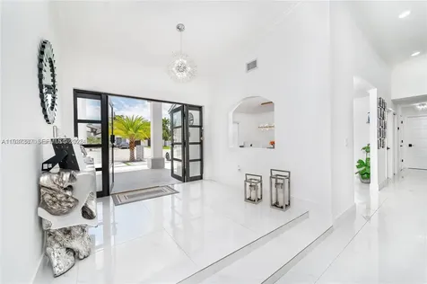 9701 SW 56th Terrace Miami FL 33173