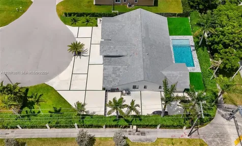 9701 SW 56th Terrace Miami FL 33173