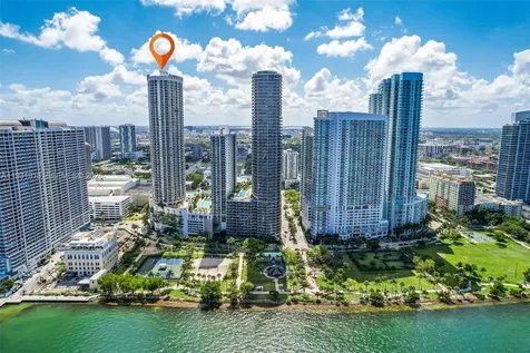 1750 N Bayshore Drive Miami FL 33132