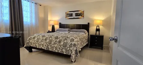 4001 S Ocean Drive Hollywood FL 33019