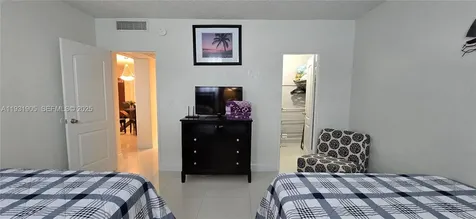4001 S Ocean Drive Hollywood FL 33019