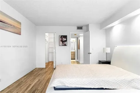 400 Leslie Drive Hallandale Beach FL 33009