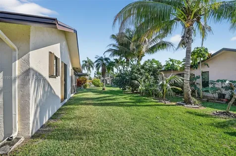 6310 Tall Cypress Circle Green Acres FL 33463