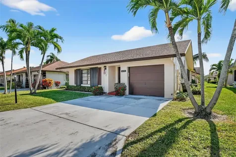 6310 Tall Cypress Circle Green Acres FL 33463