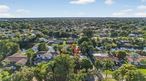 1051 W Tropical Way Plantation FL 33317