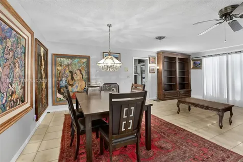 1051 W Tropical Way Plantation FL 33317