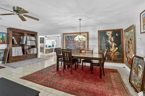 1051 W Tropical Way Plantation FL 33317