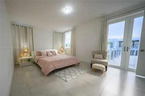 10126 NW 76th Terrace Doral FL 33178