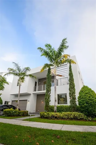 10126 NW 76th Terrace Doral FL 33178