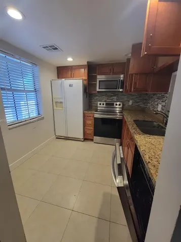 4321 NW 9th Avenue Deerfield Beach FL 33064