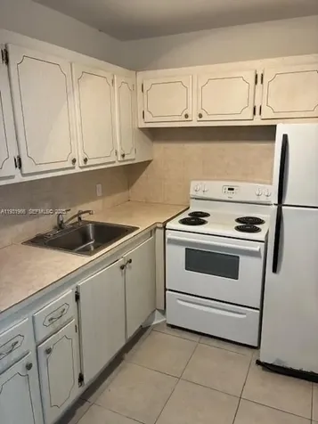 306 Norwich M West Palm Beach FL 33417