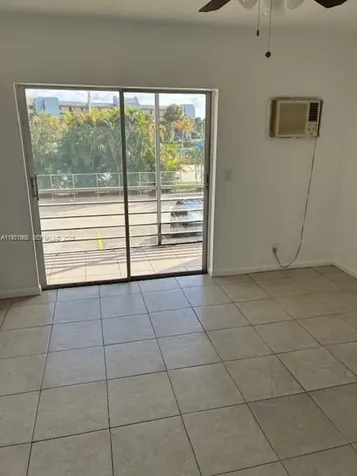 306 Norwich M West Palm Beach FL 33417