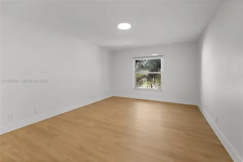 455 S Pine Island Road Plantation FL 33324