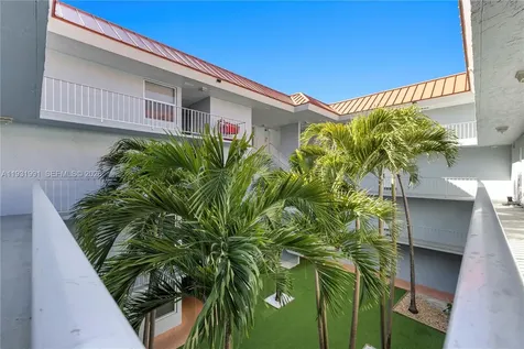 455 S Pine Island Road Plantation FL 33324
