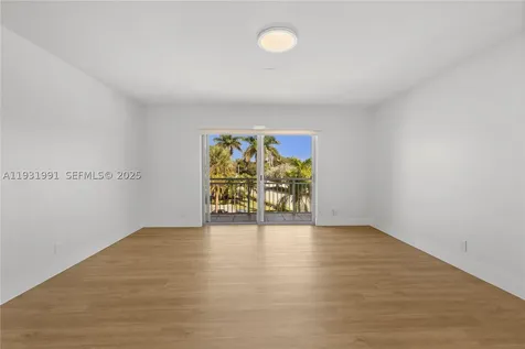 455 S Pine Island Road Plantation FL 33324