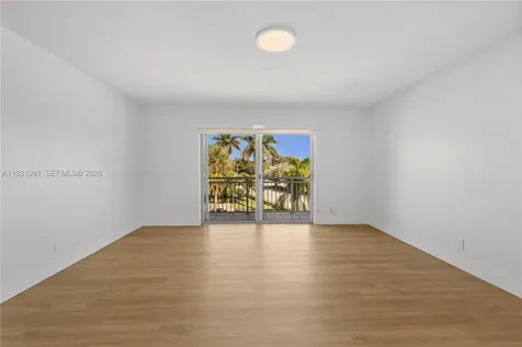 455 S Pine Island Road Plantation FL 33324