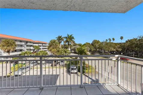 455 S Pine Island Road Plantation FL 33324