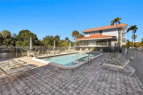 455 S Pine Island Road Plantation FL 33324