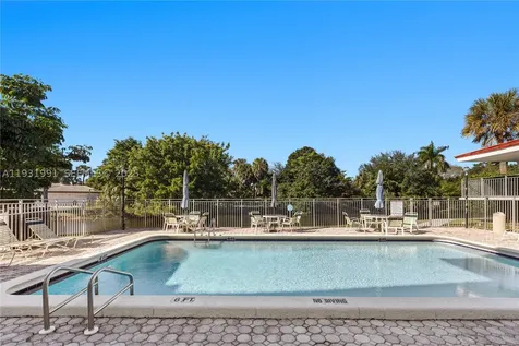455 S Pine Island Road Plantation FL 33324