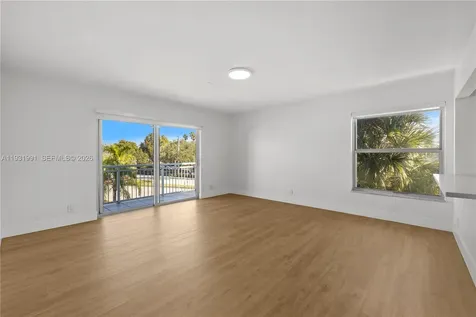 455 S Pine Island Road Plantation FL 33324