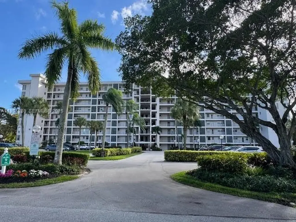 3100 N Palm Aire Drive Pompano Beach FL 33069