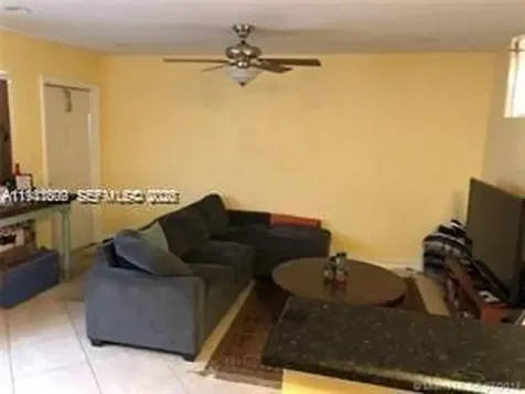 4051 NE 13th Avenue Oakland Park FL 33334