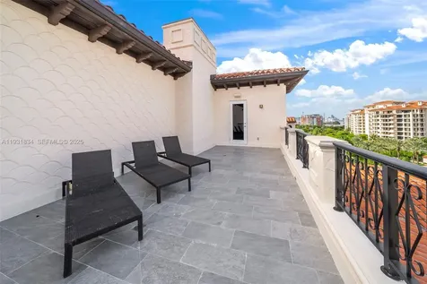 7471 Fisher Island Drive Miami Beach FL 33109