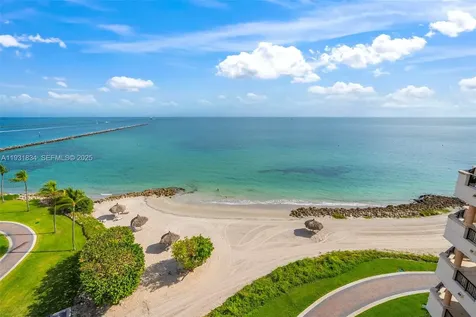 7471 Fisher Island Drive Miami Beach FL 33109