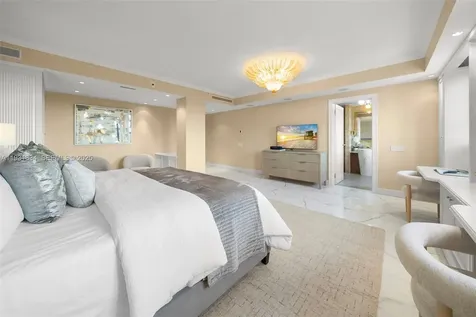 7471 Fisher Island Drive Miami Beach FL 33109