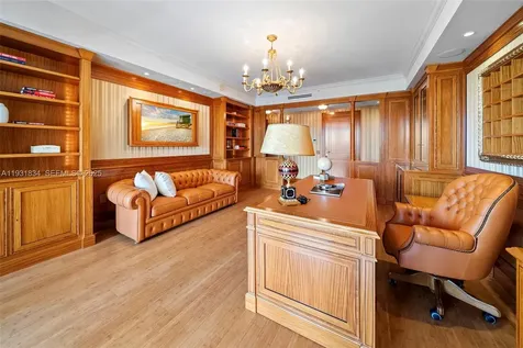 7471 Fisher Island Drive Miami Beach FL 33109