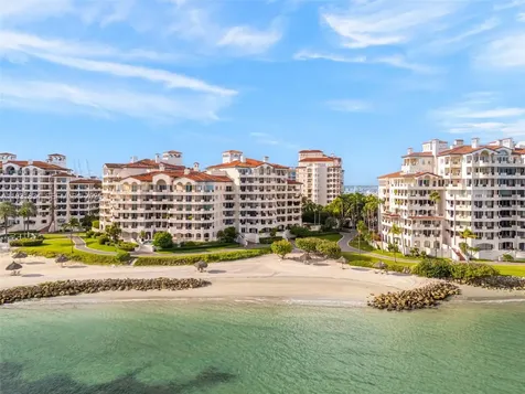 7471 Fisher Island Drive Miami Beach FL 33109