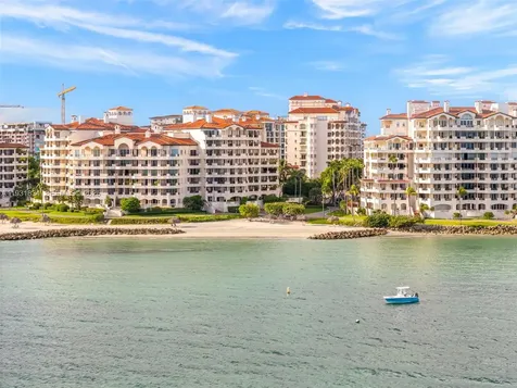 7471 Fisher Island Drive Miami Beach FL 33109