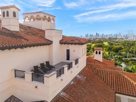 7471 Fisher Island Drive Miami Beach FL 33109