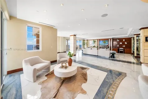7471 Fisher Island Drive Miami Beach FL 33109