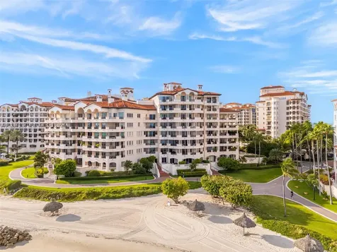 7471 Fisher Island Drive Miami Beach FL 33109
