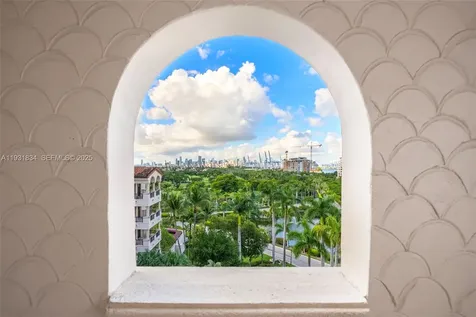 7471 Fisher Island Drive Miami Beach FL 33109