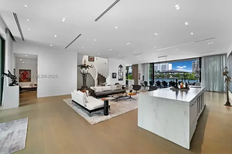 6411 Allison Road Miami Beach FL 33141