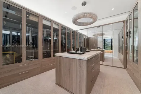 6411 Allison Road Miami Beach FL 33141