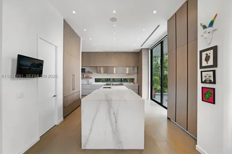 6411 Allison Road Miami Beach FL 33141