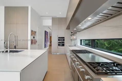 6411 Allison Road Miami Beach FL 33141