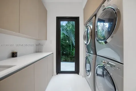 6411 Allison Road Miami Beach FL 33141
