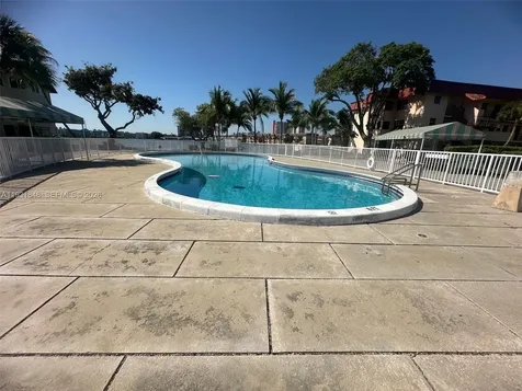 1530 NE 191st Street Miami FL 33179
