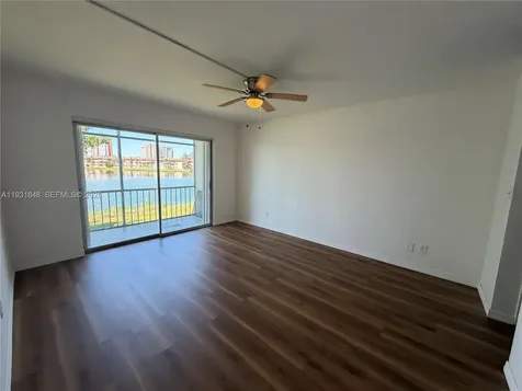 1530 NE 191st Street Miami FL 33179