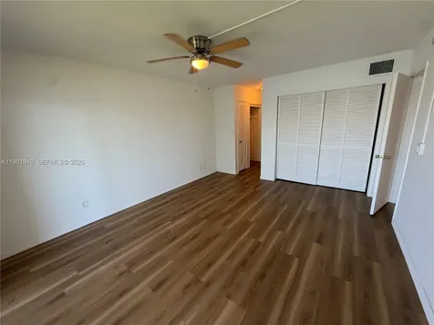 1530 NE 191st Street Miami FL 33179