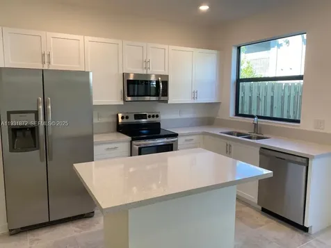 21065 NE 8th Avenue Miami FL 33179