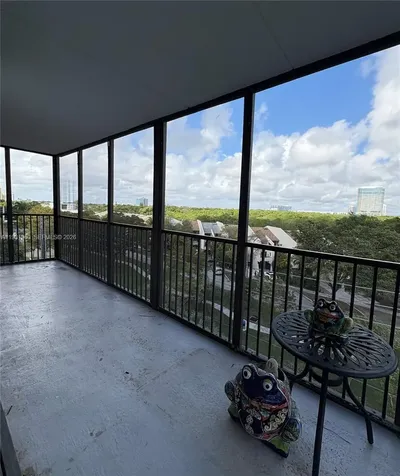 2500 NE 135th Street North Miami FL 33181